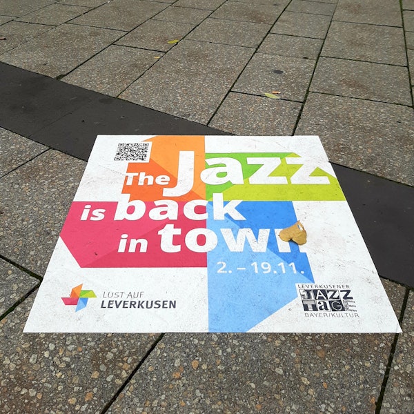 Sticker, Aufkleber, Bodenaufkleber Leverkusener Jazztage in der City Wiesdorf.