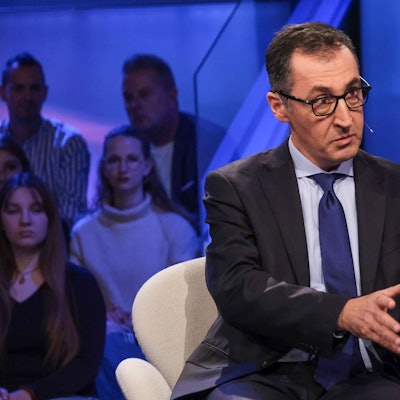 Cem Özdemir im Gespräch mit Sandra Maischberger