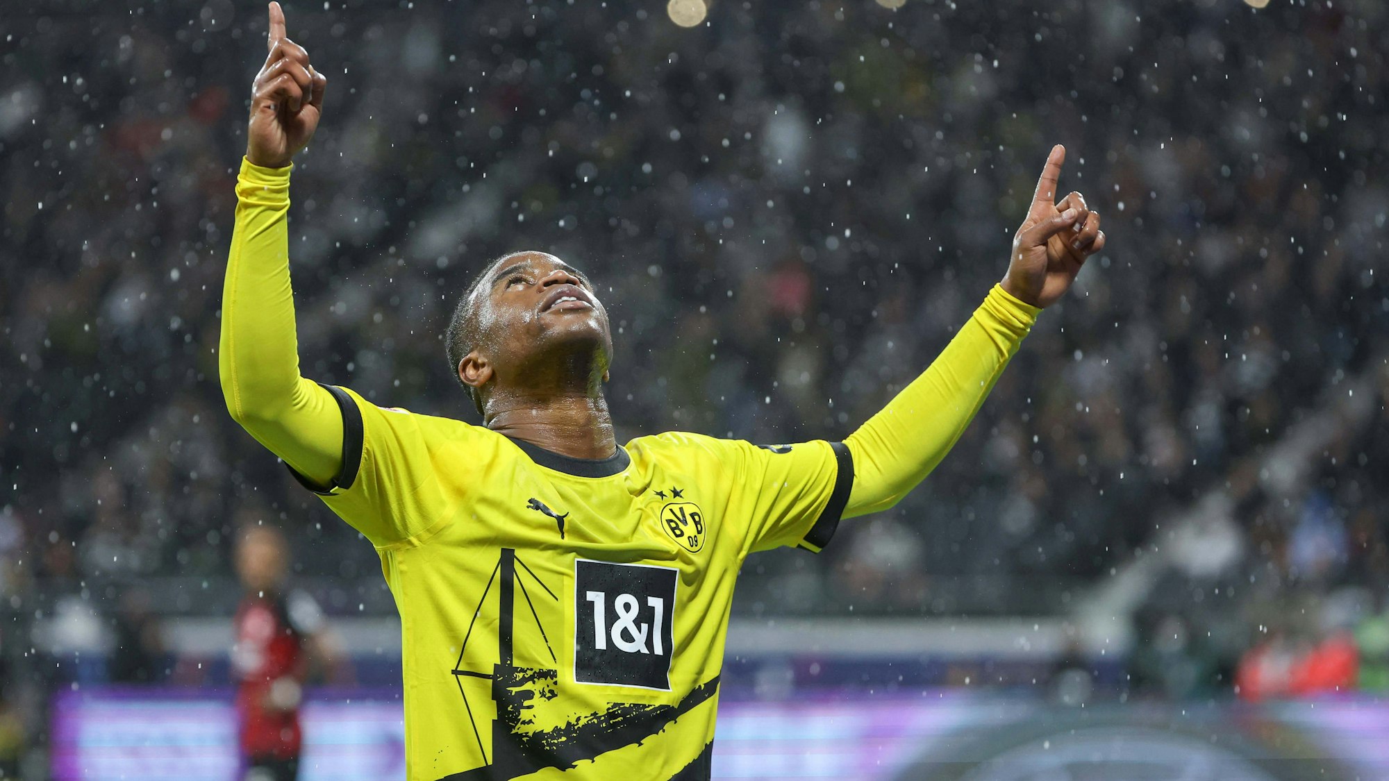 Youssoufa Moukoko spielt derzeit bei Borussia Dortmund, konnte sich als Stammkraft aber noch nicht durchsetzen.