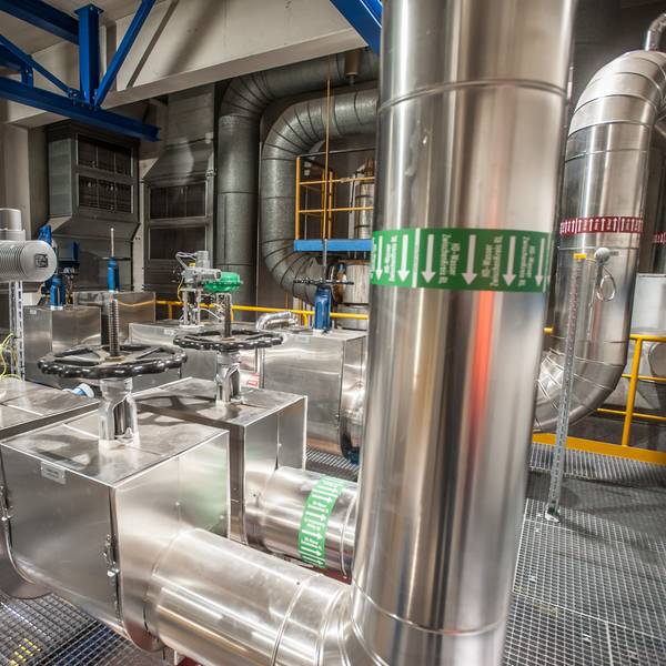 Drei Viertel der benötigten Wärme kommen aus dem städtischen Müllheizkraftwerk der Avea