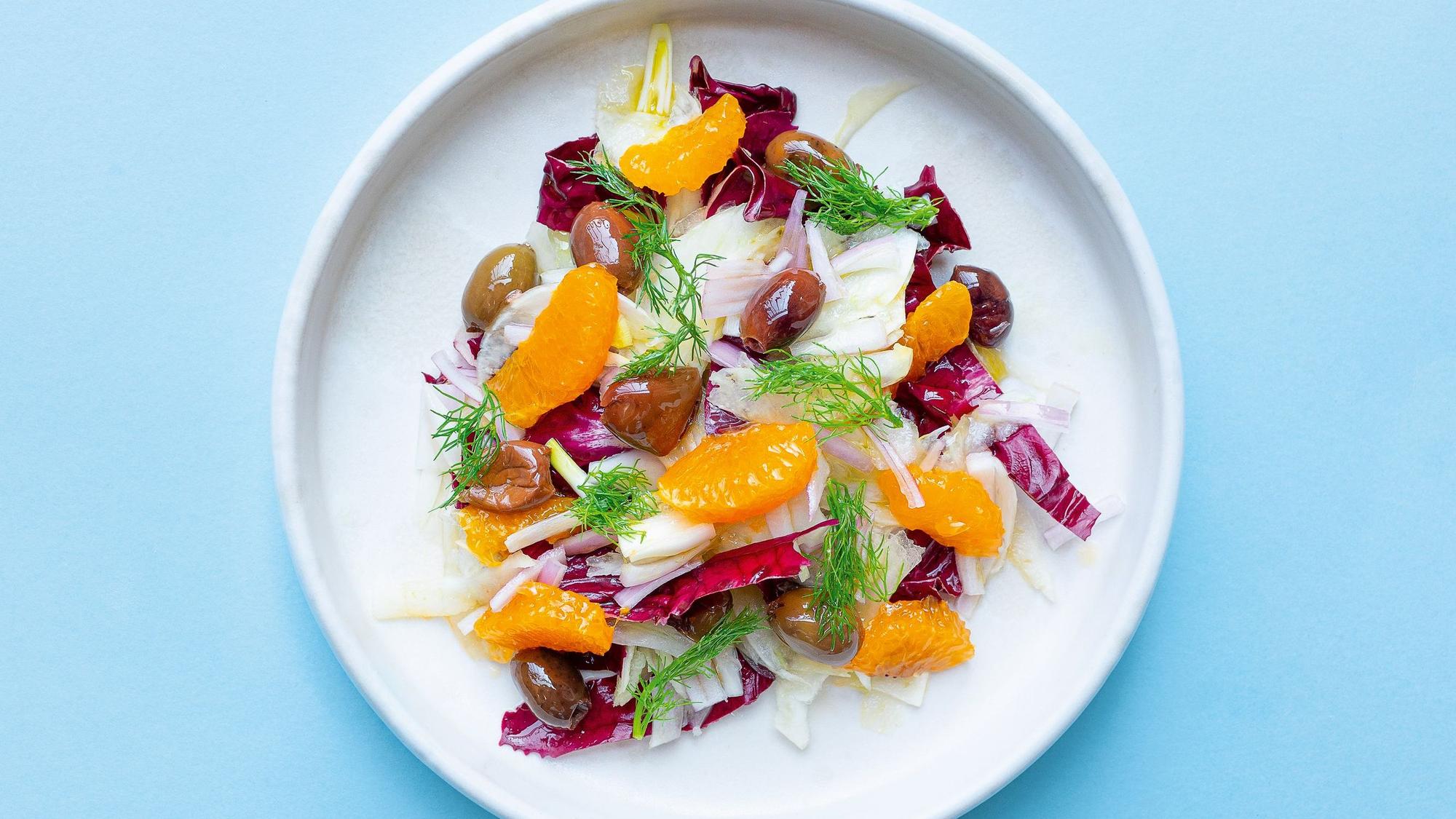 Salat mit Radicchio und Mandarine