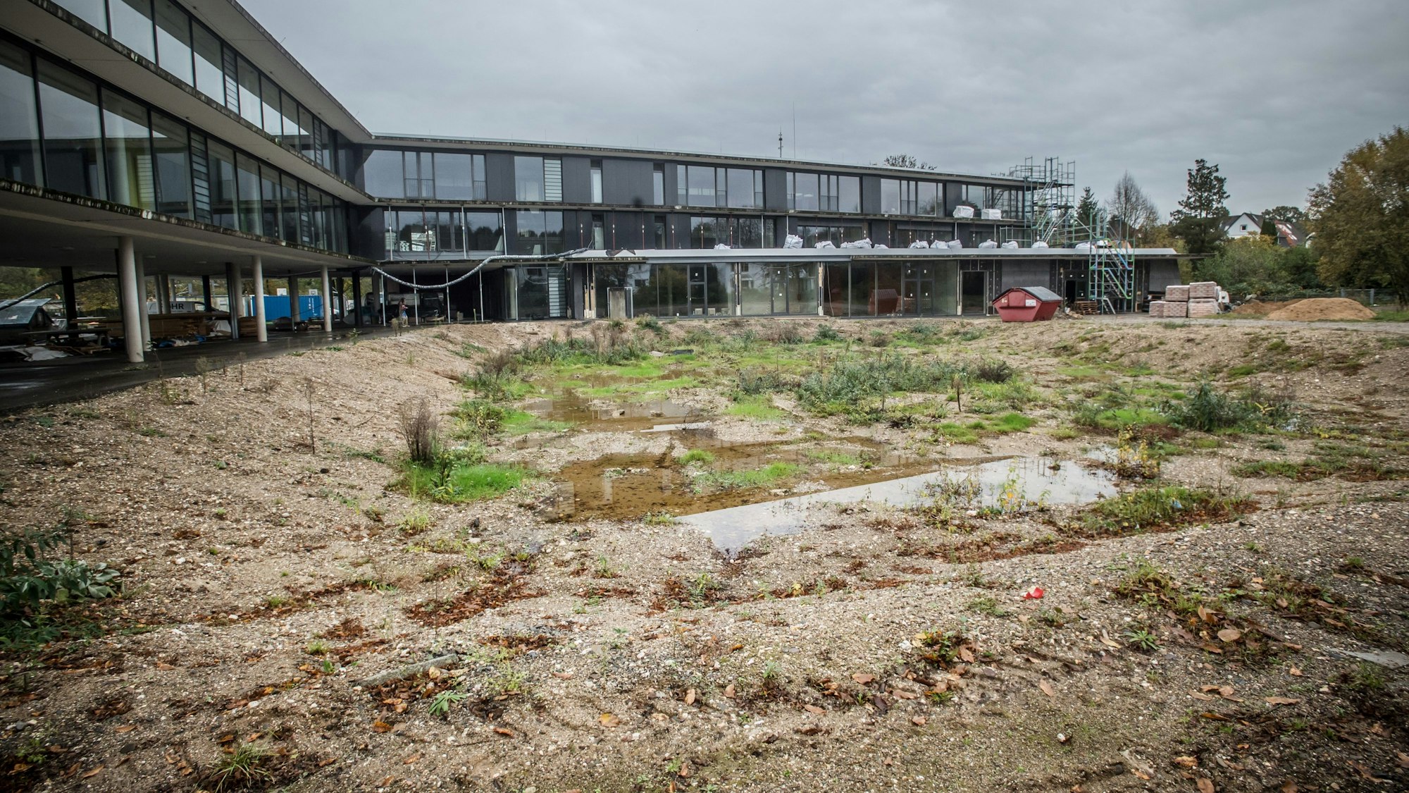 Theodor-Heuss-Realschule: Bauplatz für die neue 3-fach-Halle