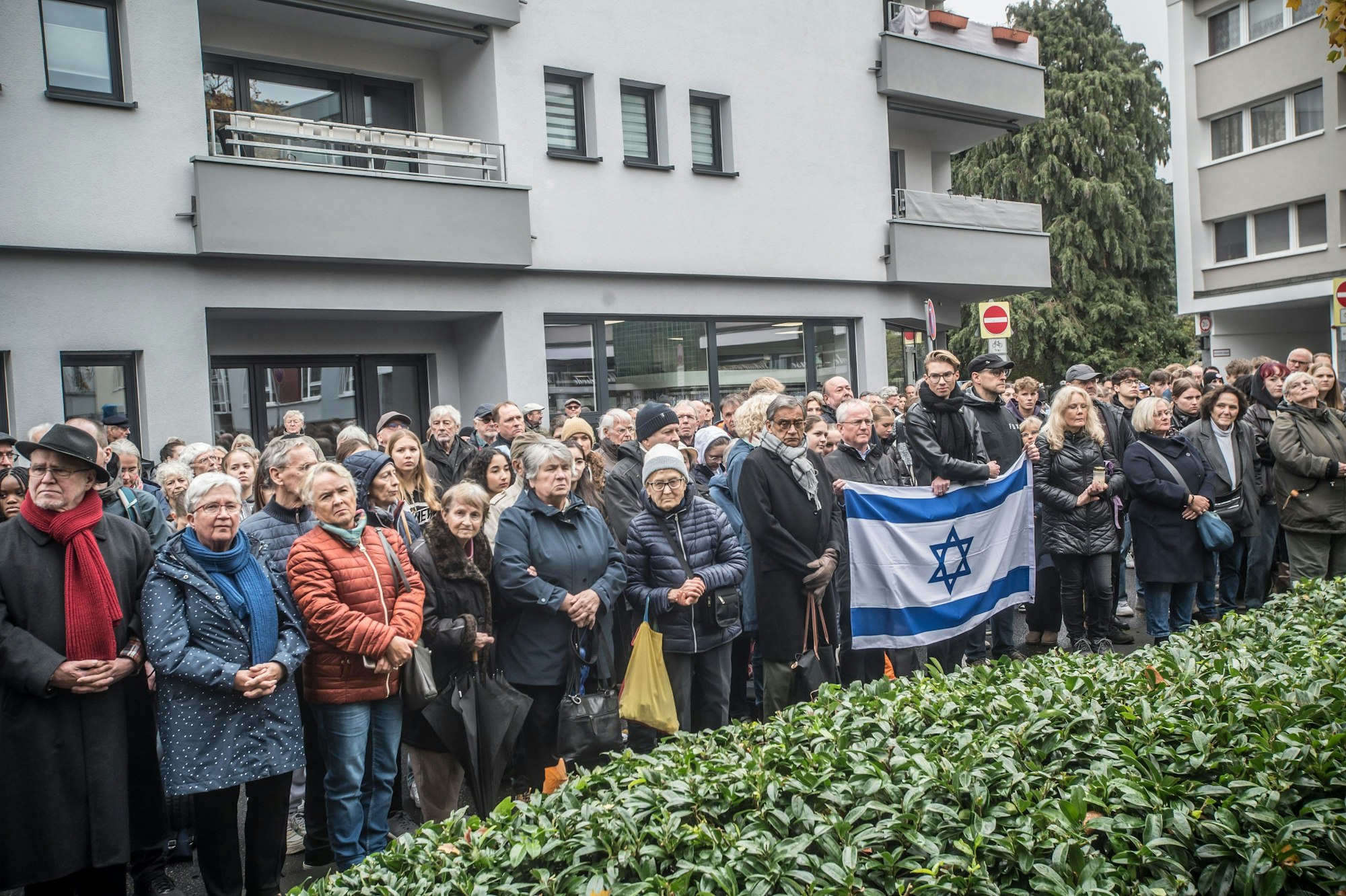 Die Gedenkveranstaltung der Stadt zum 9. Novermber war in diesem Jahr besonders gut besucht.