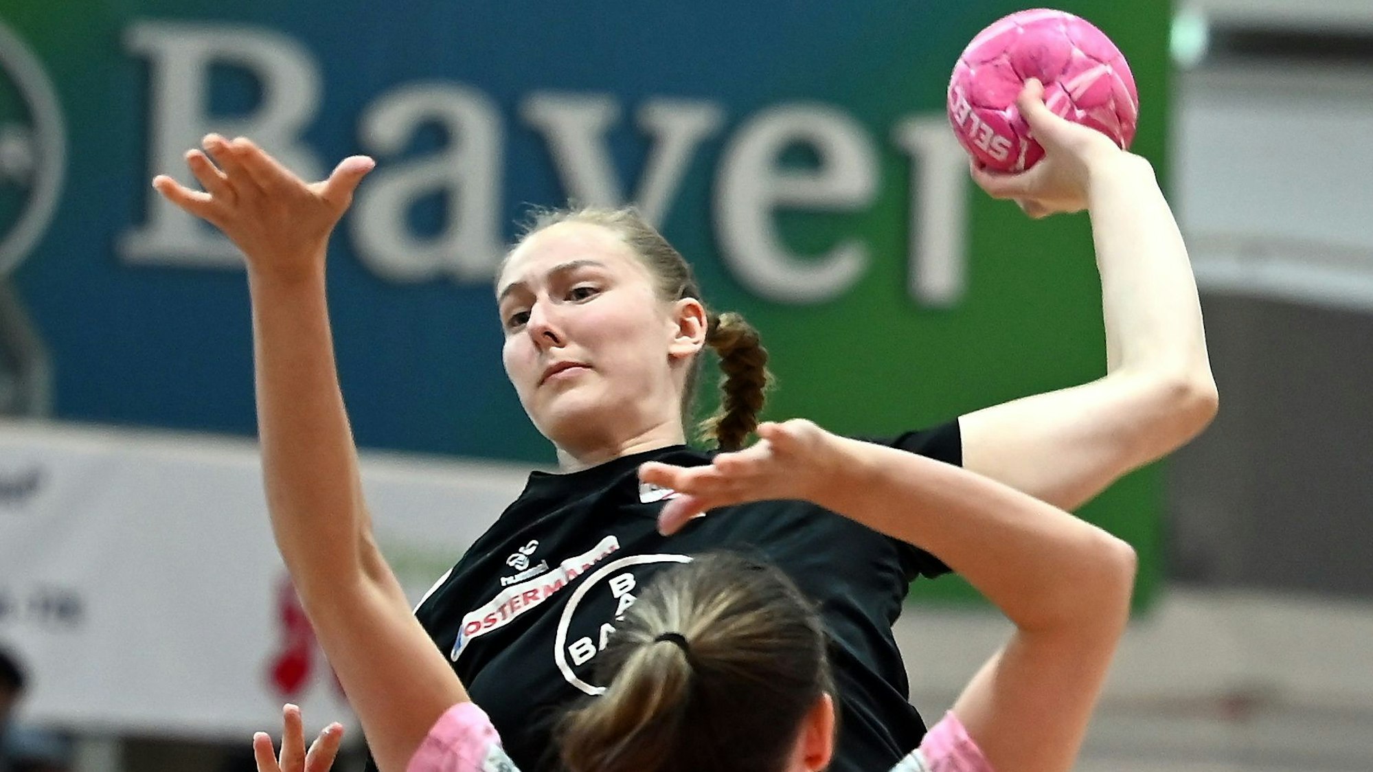 20.05.2023, Handball-Bayer Leverkusen-Halle
oben: Vioila Leuchter (Bayer)
Foto: Uli Herhaus