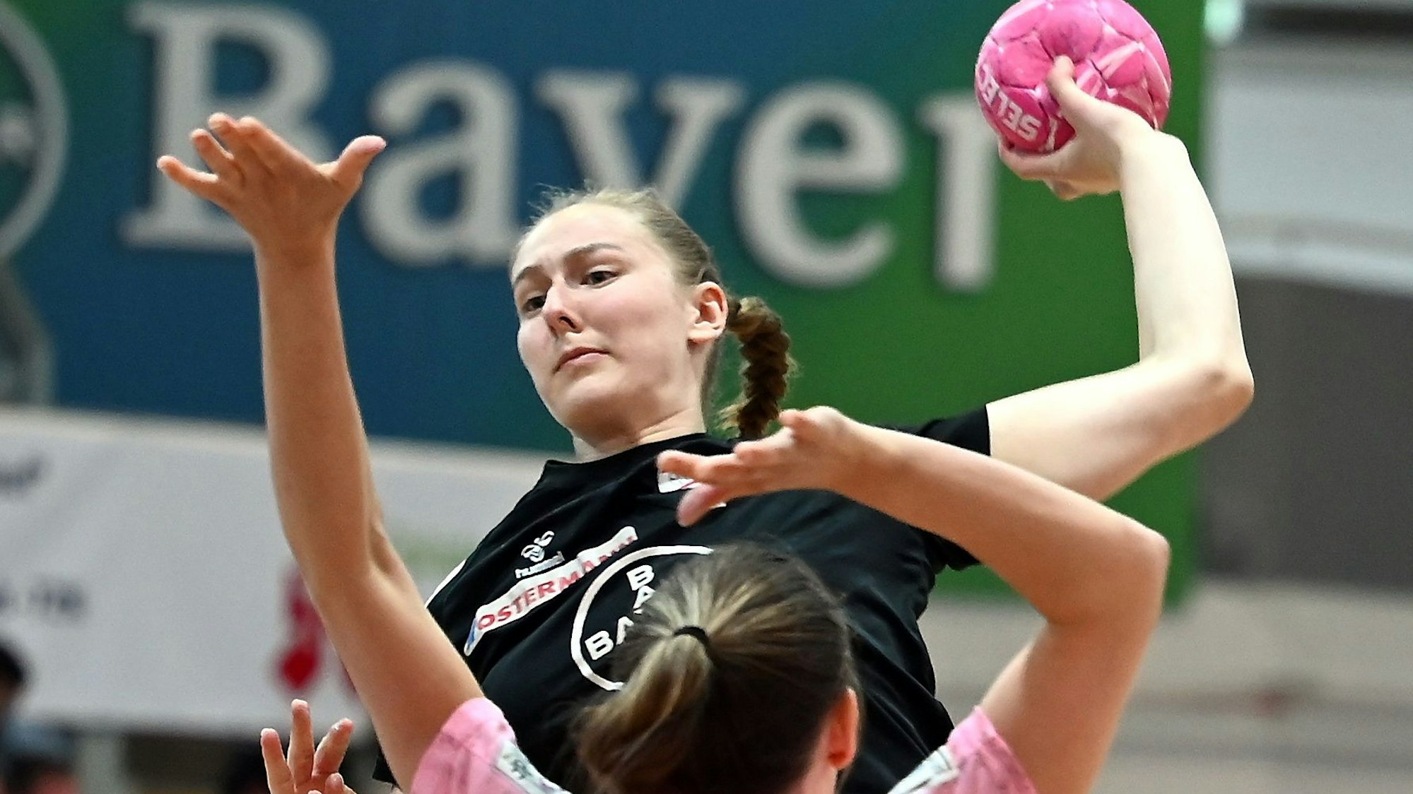 20.05.2023, Handball-Bayer Leverkusen-Halle
oben: Vioila Leuchter (Bayer)
Foto: Uli Herhaus