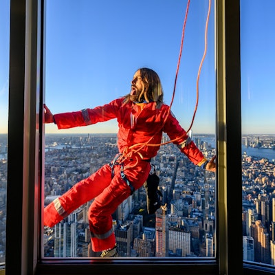 US-Schauspieler Jared Leto klettert am Empire State Building.