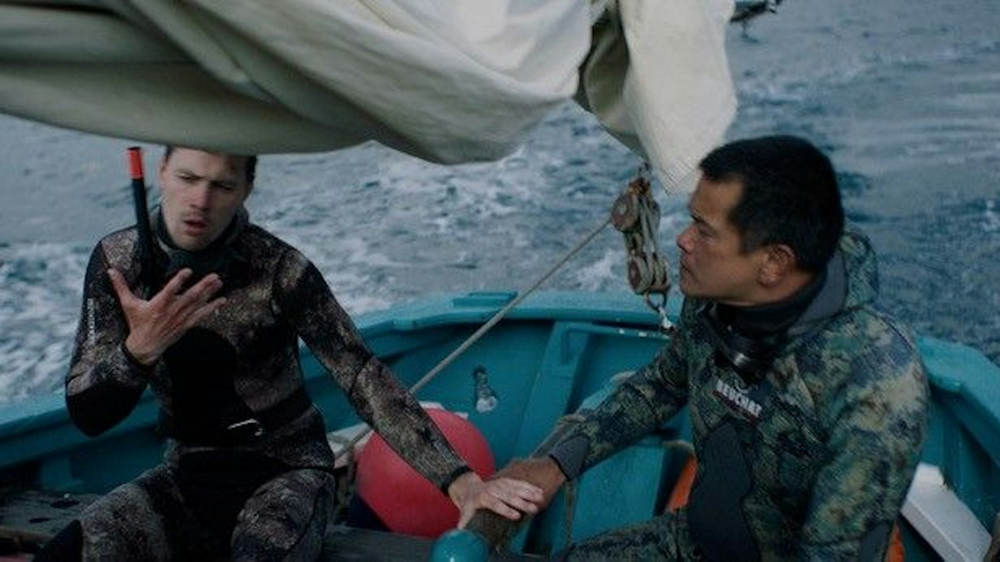 Zu sehen ist eine Szene aus „Le Métèque“, Abschlussfilm von Cédric Ernoult mit den gehörlosen Schauspielern Christoph Ho Hrysto und Joshua Julvez in den Hauptrollen.