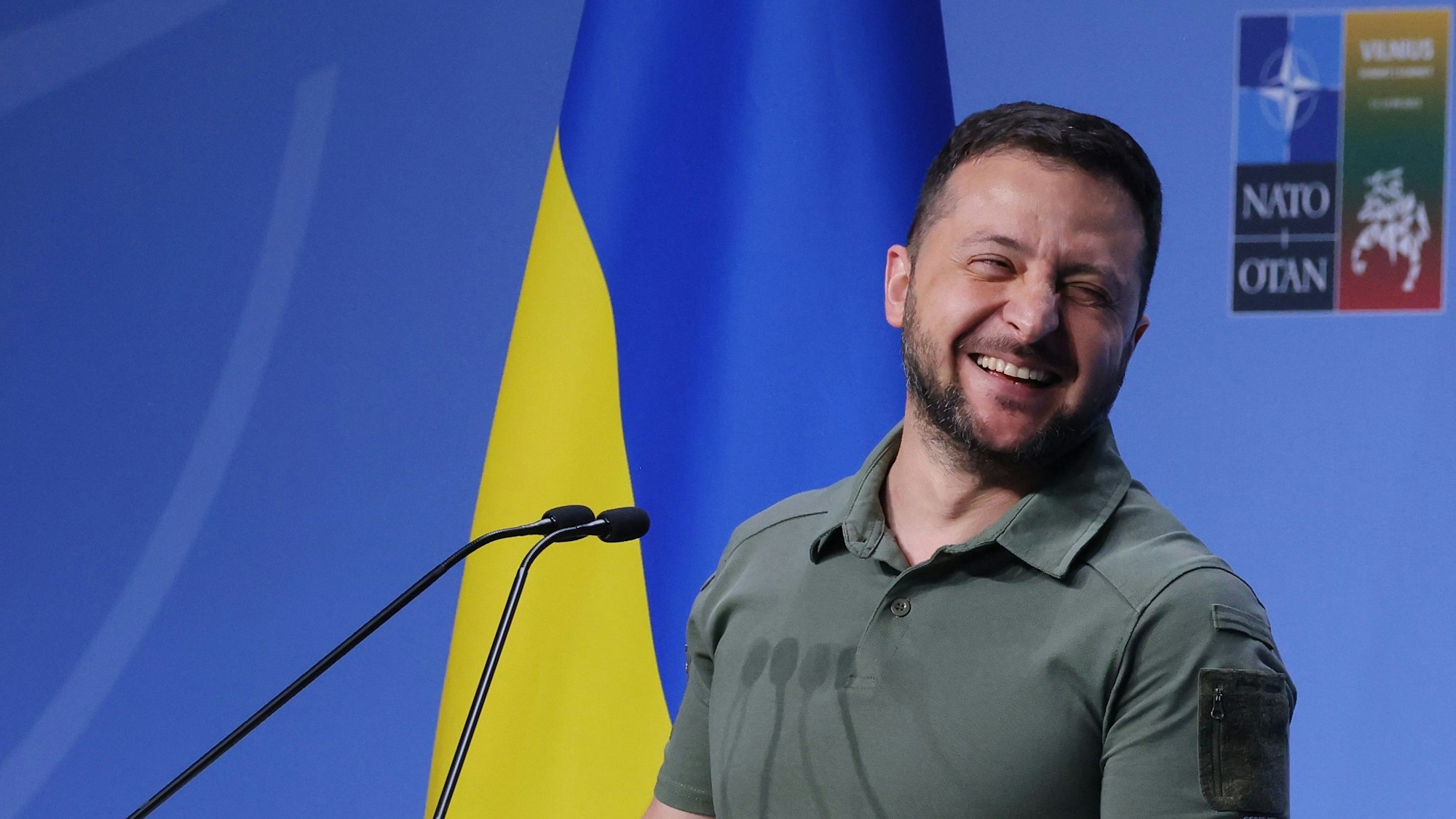 Bei einem Interview wurde Wolodymr Selenskyj gefragt, worüber er eigentlich noch lachen könne – und musste über die Frage prompt lachen. (Archivbild) Sean Gallup/Getty Images