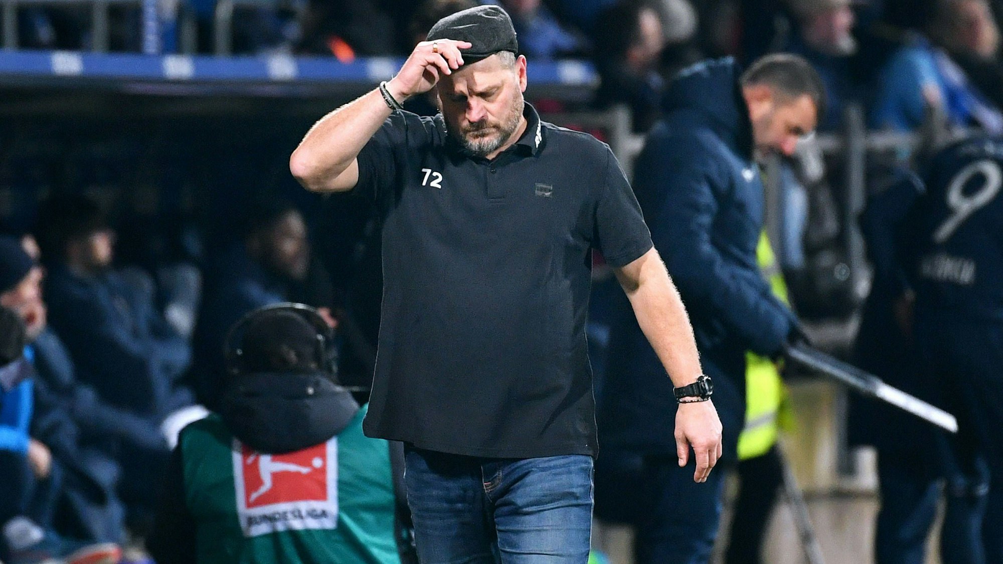 Wie immer aktiv an der Seitenlinie: FC-Trainer Steffen Baumgart