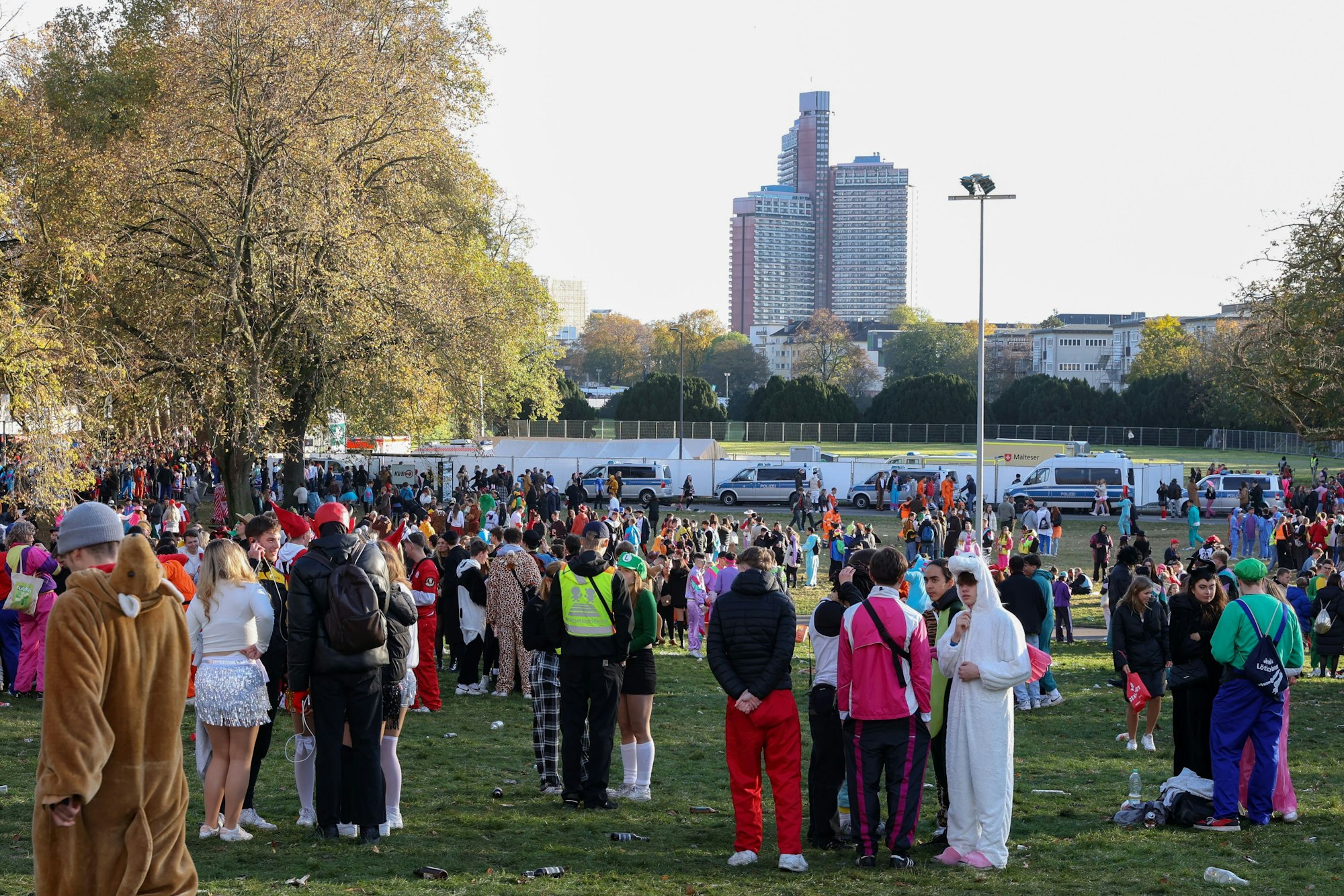 Die Uniwiese als Ausweichfläche am 11.11.2023