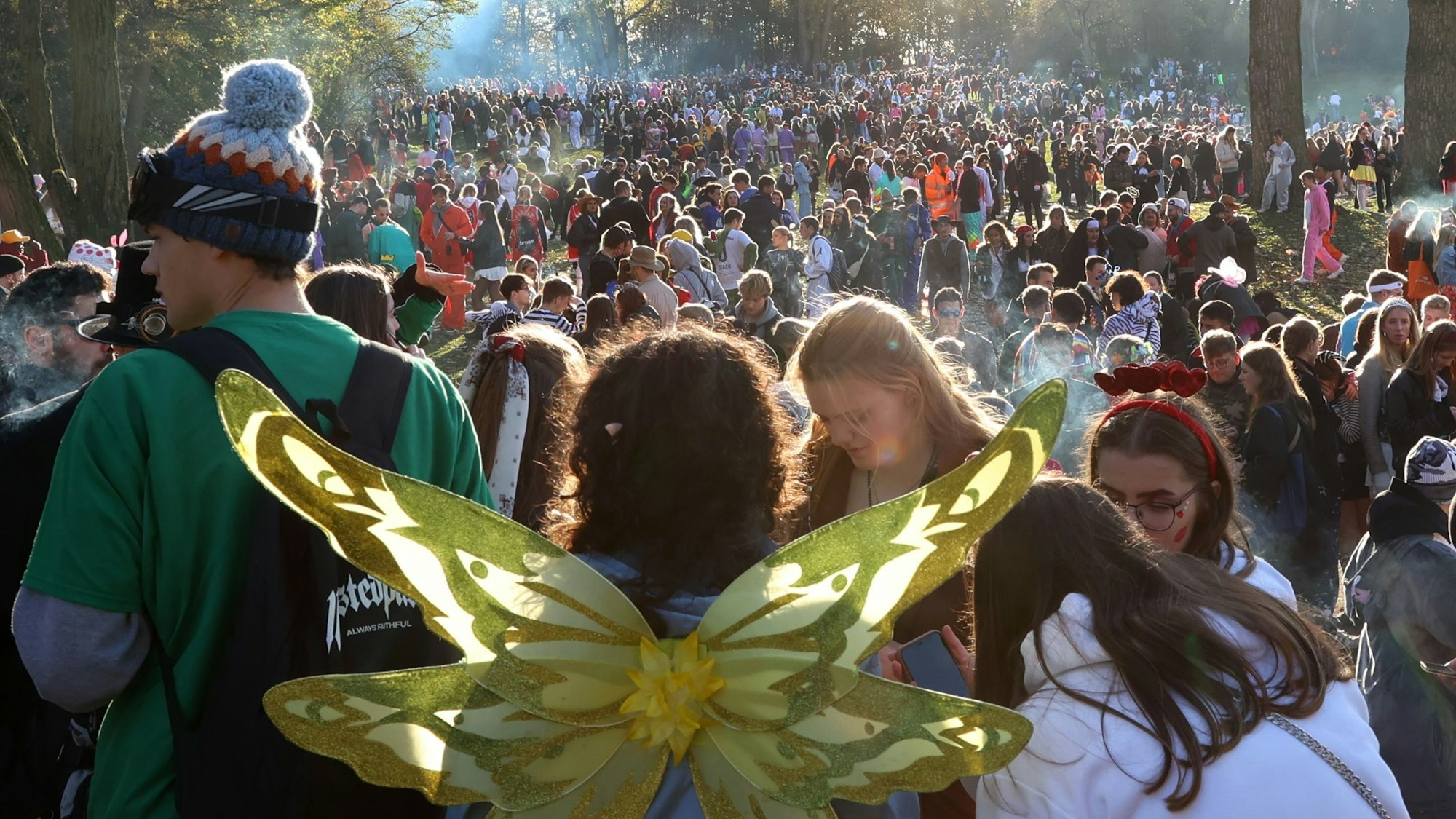 Sessionsauftakt Kölner Karneval
Aachener Weiher als Ausweichsfläche