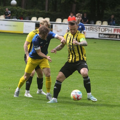 Lukas Püttmann (rechts)