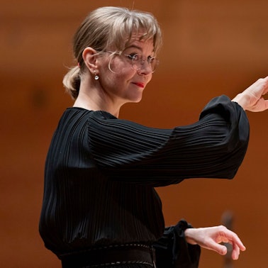 Die finnische Dirigentin Susanna Mälkki