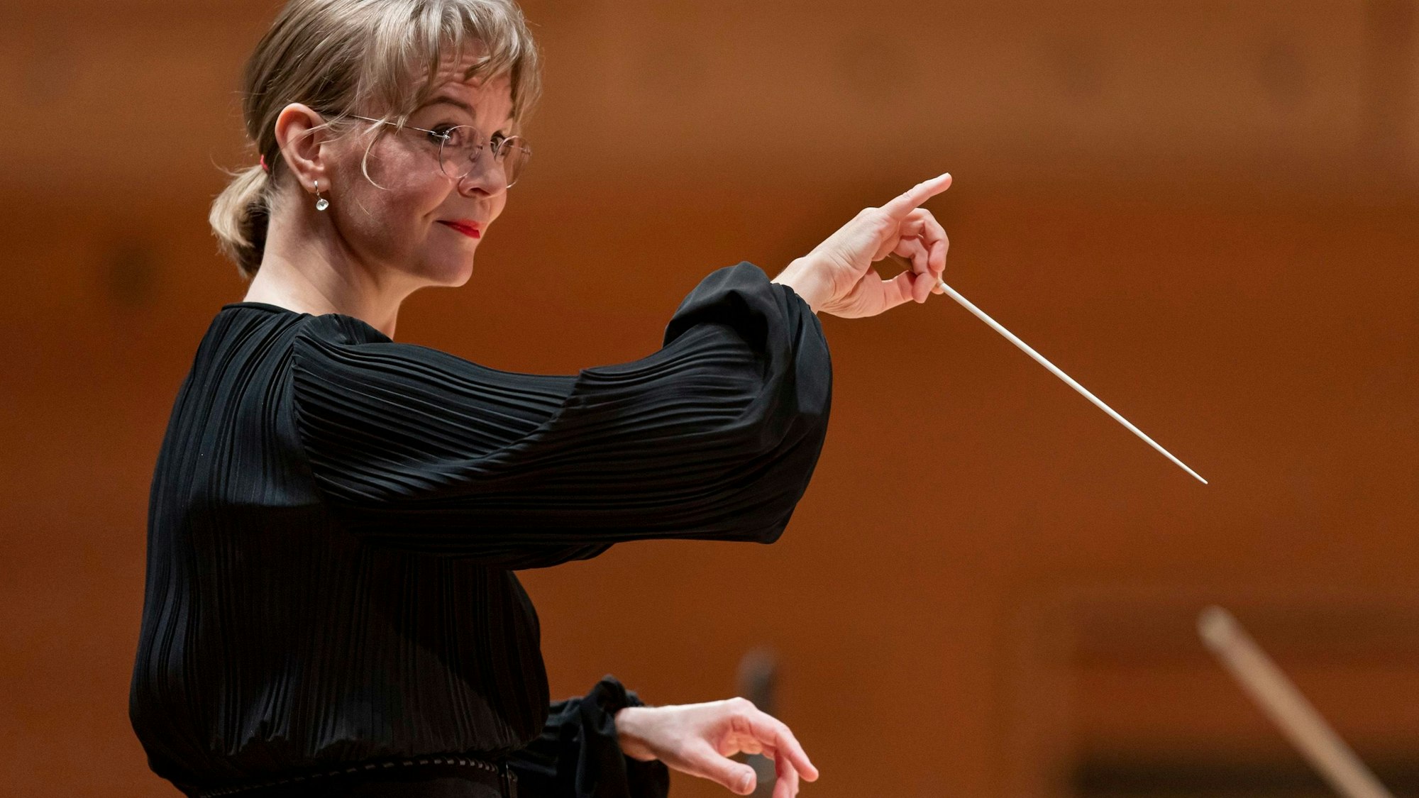Die finnische Dirigentin Susanna Mälkki