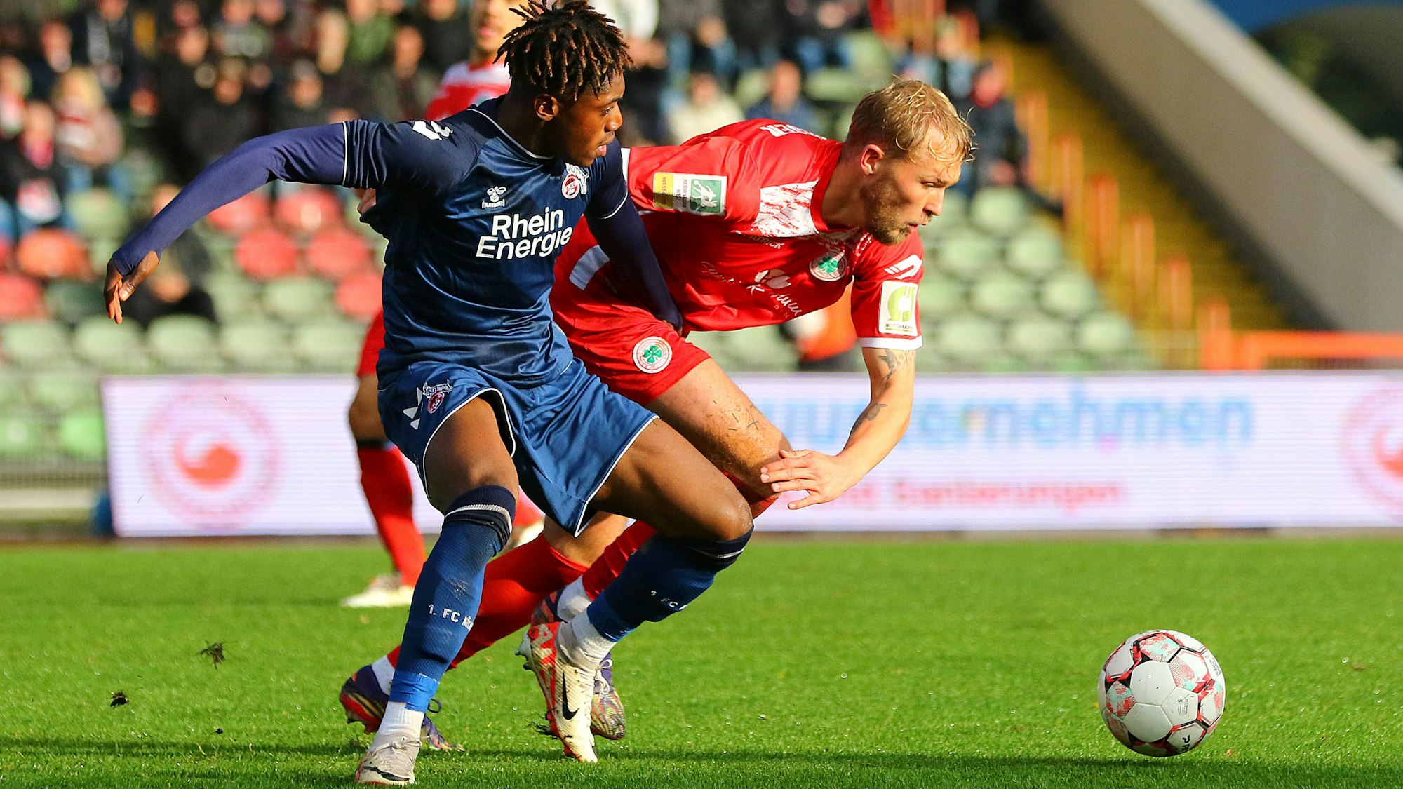 Justin Diehl, Tim Stappmann
| RWO - 1. FC Köln II | Ort: Oberhausen, Stadion Niederrhein | Datum: 11.11.2023 | Foto: Micha Korb / FUNKE Foto Services