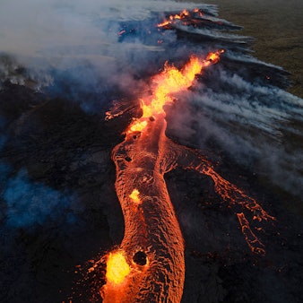 Auf der Reykjanes-Halbinsel auf Island bebt seit Tagen die Erde. Forscher befürchten einen gewaltigen Vulkanausbruch, bereits im Juli spuckten mehrere Vulkane reichlich Lava. (Archivbild)