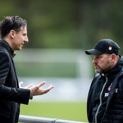 Training 1. FC Koeln Dr. Christian Keller Geschaeftsfuehrer 1. FC Koeln, Steffen Baumgart Trainer 1. FC Koeln Training 1. FC Koeln Geissbockheim, 26.04.2023 *** Training 1 FC Koeln Dr Christian Keller Managing Director 1 FC Koeln , Steffen Baumgart Coach 1 FC Koeln Training 1 FC Koeln Geissbockheim, 26 04 2023 Copyright: xBEAUTIFULxSPORTS/Wunderlx