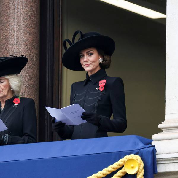 Die britische Königin Camilla und Kronprinzessin Kate nehmen am Sonntag an der jährlichen Gedenkfeier zum Volkstrauertag am Londoner Ehrenmal teil. Jedes Jahr gedenken Mitglieder der britischen Königsfamilie gemeinsam mit Politikern, Veteranen und der Öffentlichkeit der gefallenen Soldaten.