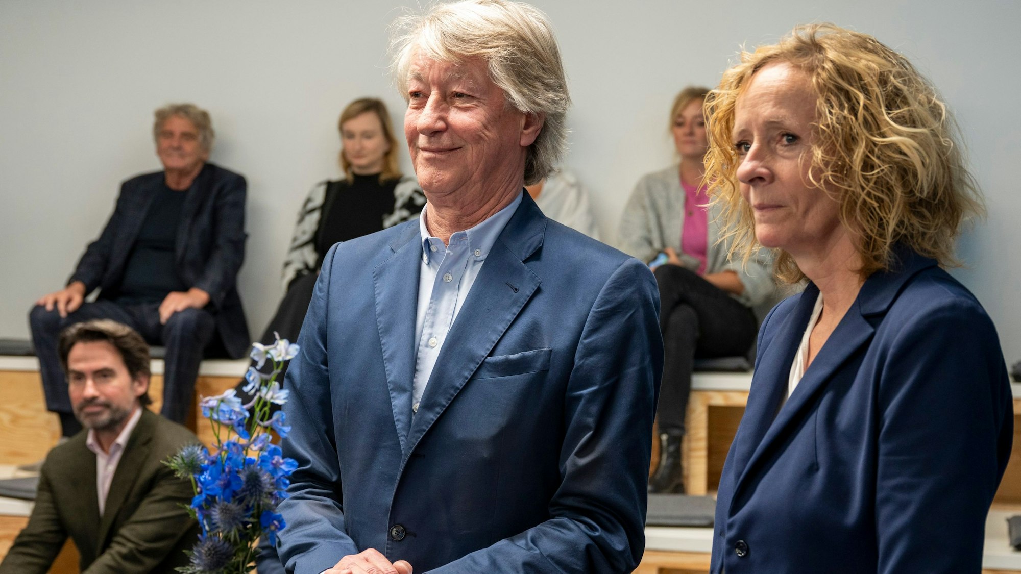 Herausgeber Christian DuMont Schütte und Herausgeberin Isabella Neven DuMont. Links im Hintergrund: DuMont-CEO Christoph Bauer