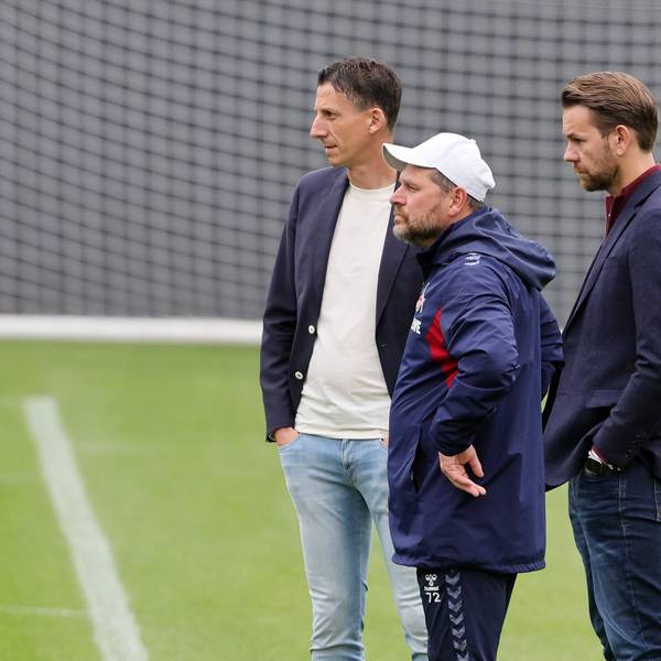 1. FC Köln, Training, von links: Christian Keller, Steffen Baumgart, Thomas Kessler 1. FC Köln. 05.10.2023, Bild: *** 1 FC Cologne, training, from left Christian Keller, Steffen Baumgart, Thomas Kessler 1 FC Cologne 05 10 2023, picture