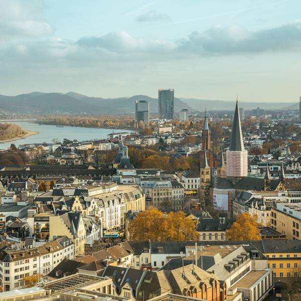 Auch die Bundesstadt Bonn (hier ein Archivfoto) nimmt in der Kaufkraft-Statistik keinen rühmlichen Platz ein.
