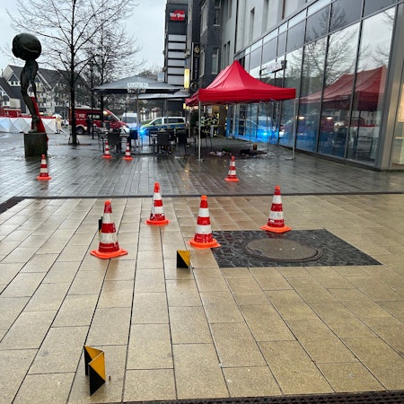 Tatort / Einsatzort nach Schüssen der Polizei auf einen Mann in Gummersbach