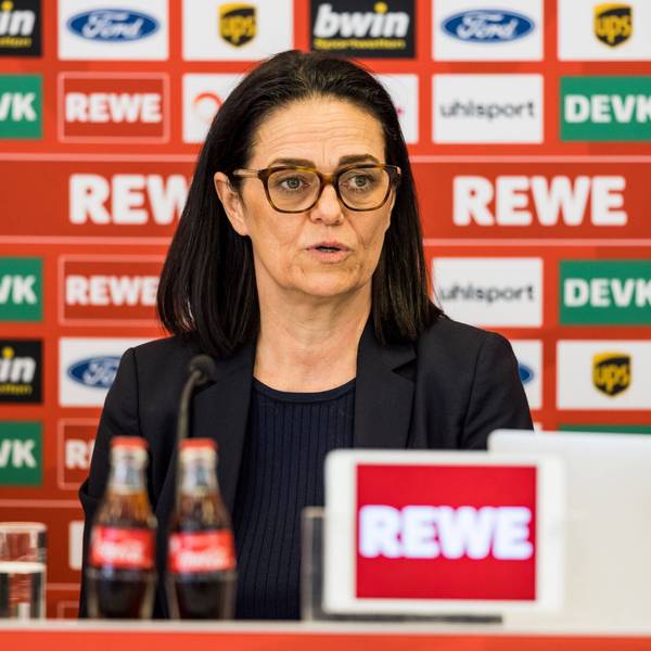 1. FC Koeln Pressekonferenz FC-Renntag 14.04.2022 Nicole Fischer geschaeftsfuehrendes Vorstandsmitglied der Stiftung 1. FC Koeln Pressekonferenz 1. FC Koeln FC-Renntag Geissbockheim, 14.04.2022 *** 1 FC Koeln Press Conference FC Renntag 14 04 2022 Nicole Fischer Managing Board Member of the Foundation 1 FC Koeln Press Conference 1 FC Koeln FC Renntag Geissbockheim, 14 04 2022 Copyright: xBEAUTIFULxSPORTS/Wunderlx