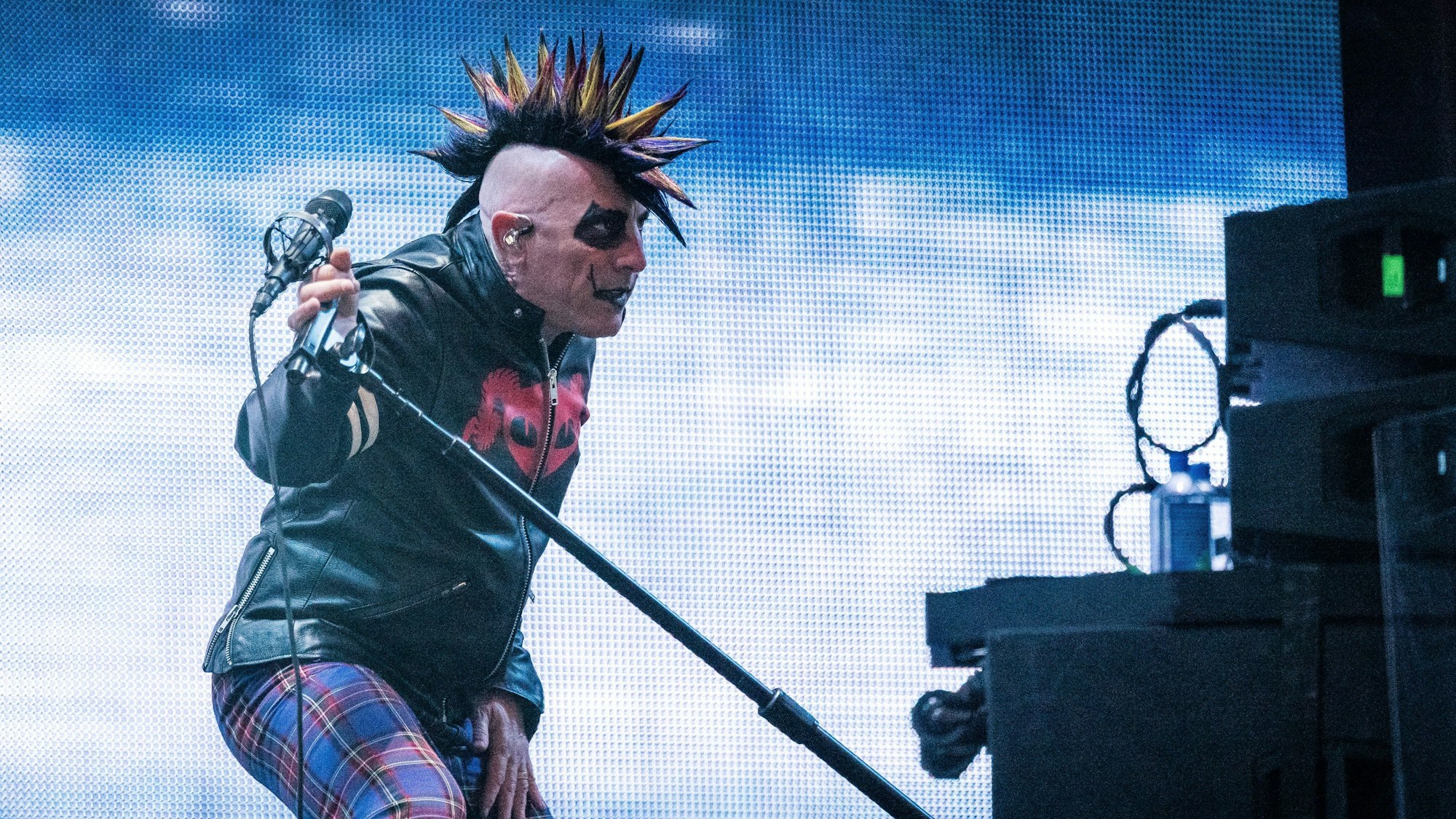 Keenan auf der Bühne.