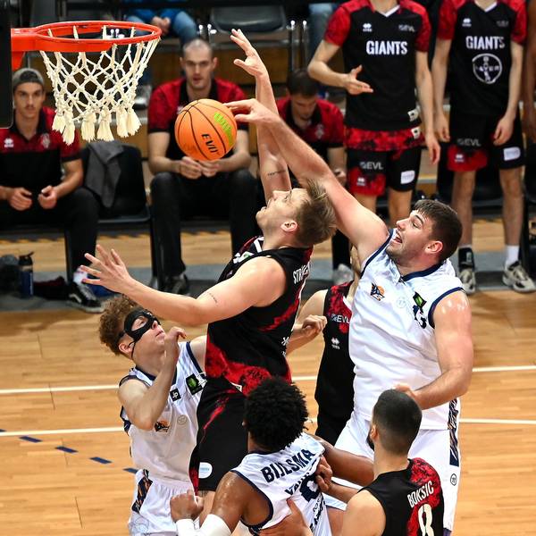 15.10.2023, Basketball-Bayer Giants Leverkusen-Rostock
mitte: Kevin Strangmeyer (Bayer)
Foto: Uli Herhaus