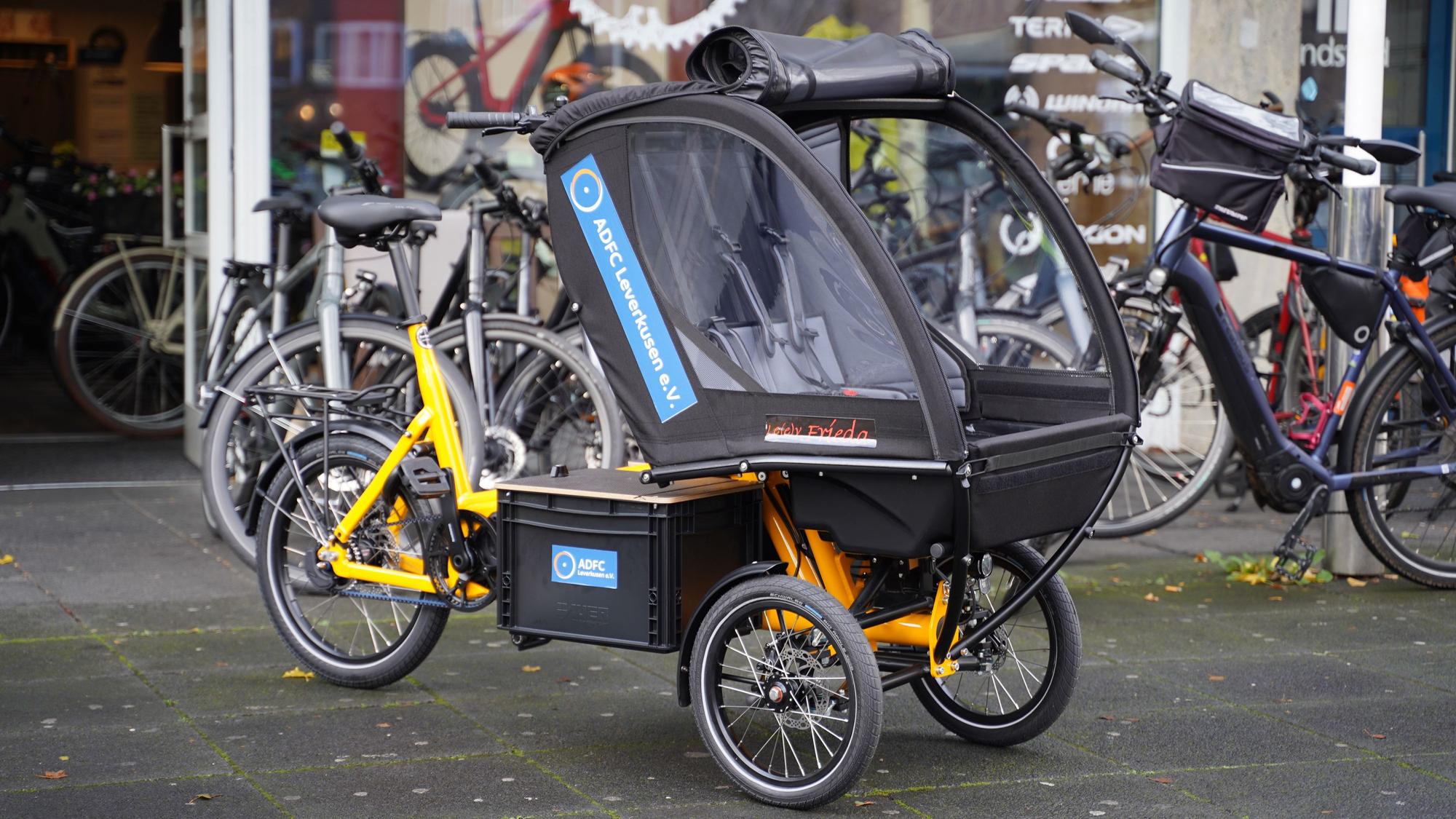 Zwei Sitzplätze und zwei Transportboxen bietet das neue Lastenfahrrad „Le(e)v Frieda“.