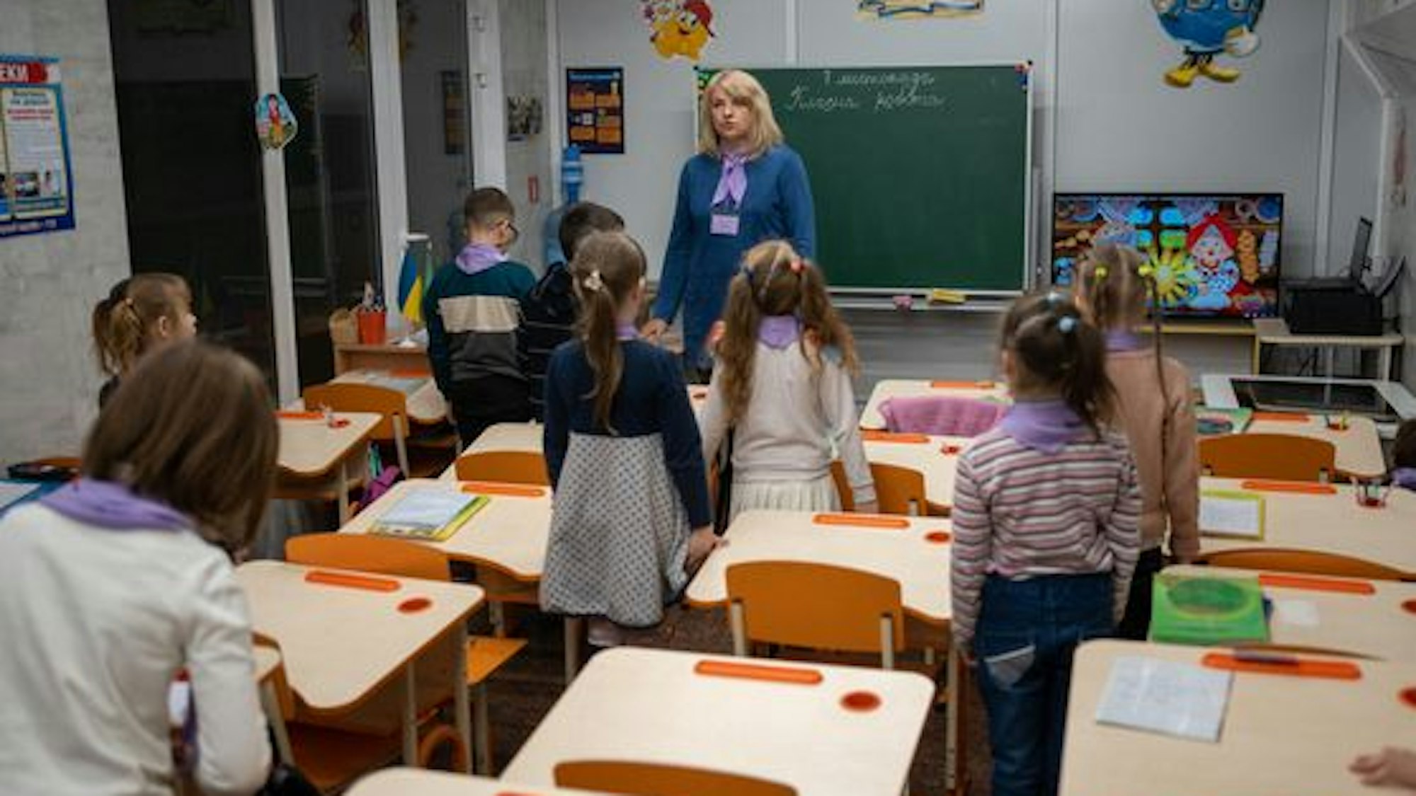 Unterricht in einer Metro-Station in der ukrainischen Stadt Charkiw