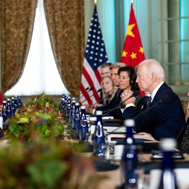 Historisches Treffen im US-amerikanischen Woodside: US-Präsident Joe Biden (r.) und Chinas Präsident Xi Jinping treffen sich nach monatelangen Spannungen.