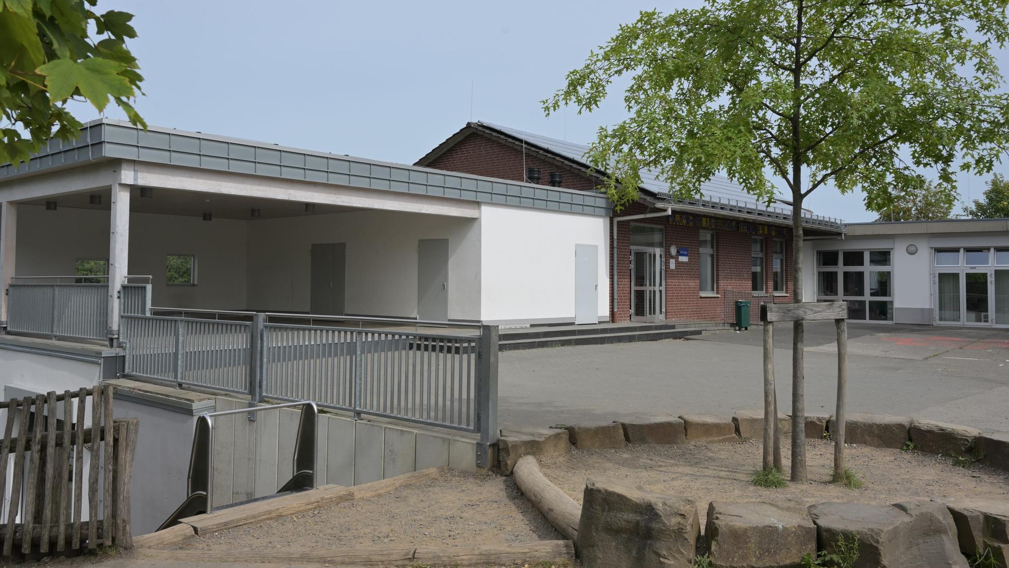 Grundschule KGS Burg Berge Blecher
Außenansicht