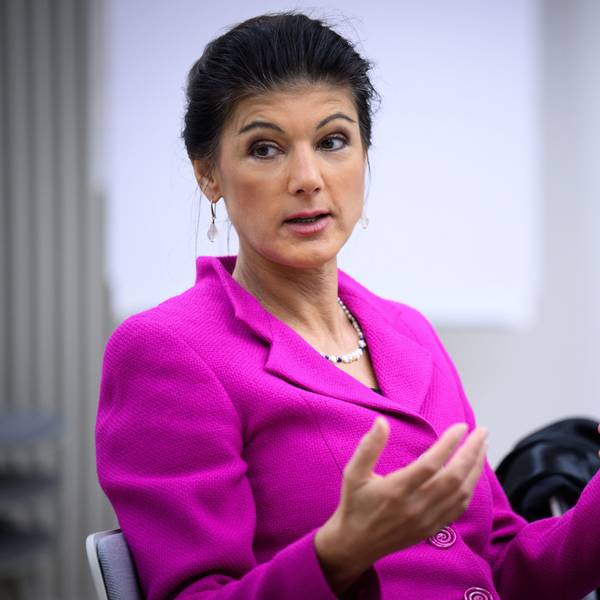 Sahra Wagenknecht bei einem Interview. Die frühere Linken-Fraktionschefin Wagenknecht hat die Partei Die Linke verlassen und will 2024 ihre eigene Partei gründen.
