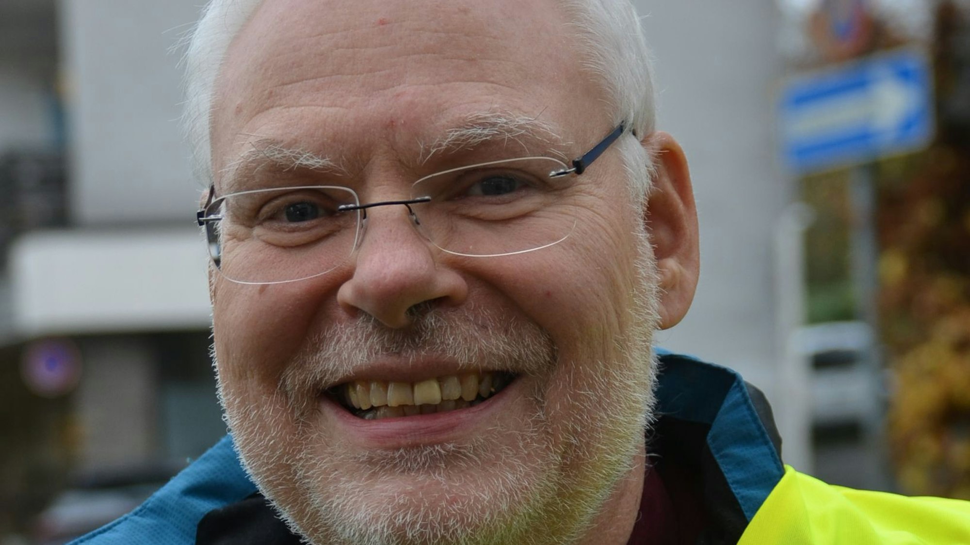 Ralf Sachser ist Vorsitzender des MS-Kontaktkreises Waldbröl und verantwortlich dafür, dass die Gruppe an der Wheelmap-App mitarbeiten darf. Er hat die erfolgreiche Bewerbung für das Projekt formuliert.