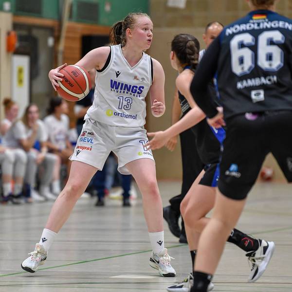 1. Damen Basketball Bundesliga: Orthomol WINGS Leverkusen vs. EIGNER Angels Noerdlingen, 30.09.2023 Greta Kroeger Orthomol WINGS Leverkusen 13, 1. Damen Basketball Bundesliga: Orthomol WINGS Leverkusen vs. EIGNER Angels Noerdlingen am 30.09.2023 in der Sporthalle Werner-Heisenberg-Gymnasium in Opladen Nordrhein-Westfalen *** 1 Womens Basketball Bundesliga Orthomol WINGS Leverkusen vs EIGNER Angels Noerdlingen, 30 09 2023 Greta Kroeger Orthomol WINGS Leverkusen 13 , 1 Womens Basketball Bundesliga Orthomol WINGS Leverkusen vs EIGNER Angels Noerdlingen on 30 09 2023 in the sports hall Werner Heisenberg Gymnasium in Opladen North Rhine Westphalia Copyright: xBEAUTIFULxSPORTS/Mueller-Laschetx