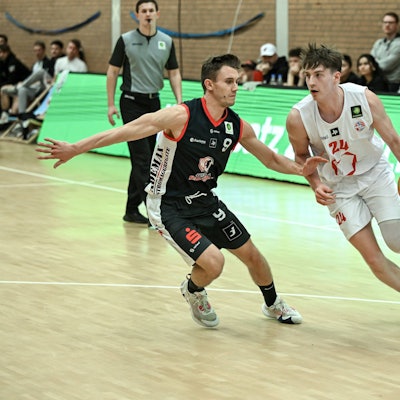 Barmer 2. Basketball Bundesliga ProB: Rheinstars Koeln vs. Ademax Ballers Ibbenbueren, 18.11.2023 Robin Danes RheinStars Koeln 24, Barmer 2. Basketball Bundesliga ProB: Rheinstars Koeln vs. Ademax Ballers Ibbenbueren am 18.11.2023 im ASV Koeln in Koeln Nordrhein-Westfalen *** Barmer 2 Basketball Bundesliga ProB Rheinstars Koeln vs Ademax Ballers Ibbenbueren, 18 11 2023 Robin Danes RheinStars Koeln 24 , Barmer 2 Basketball Bundesliga ProB Rheinstars Koeln vs Ademax Ballers Ibbenbueren on 18 11 2023 at ASV Koeln in Koeln North Rhine-Westphalia Copyright: xBEAUTIFULxSPORTS/Mueller-Laschetx