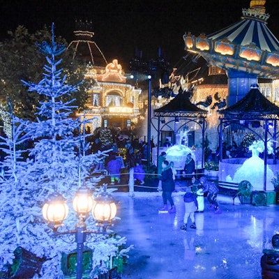 Das Foto zeigt die Eisbahn im Phantasialand.
