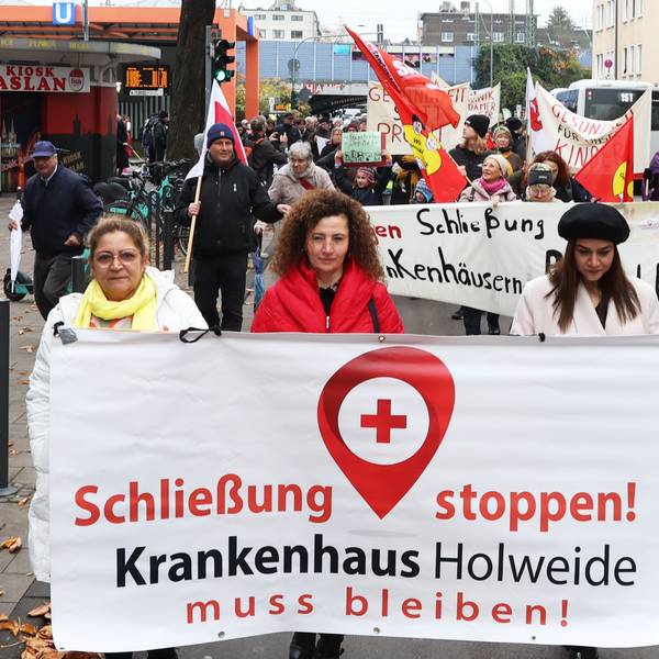 Demonstration Krankenhauspolitik
„Erhalt des Krankenhauses Holweide und der Kinderklinik Amsterdamer Straße!“ im November 2023.