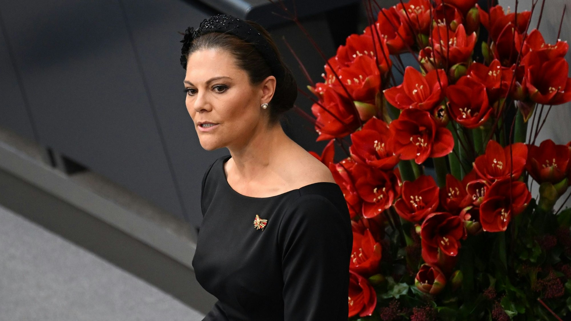 Kronprinzessin Victoria spricht im Bundestag bei der zentralen Gedenkveranstaltung zum Volkstrauertag.