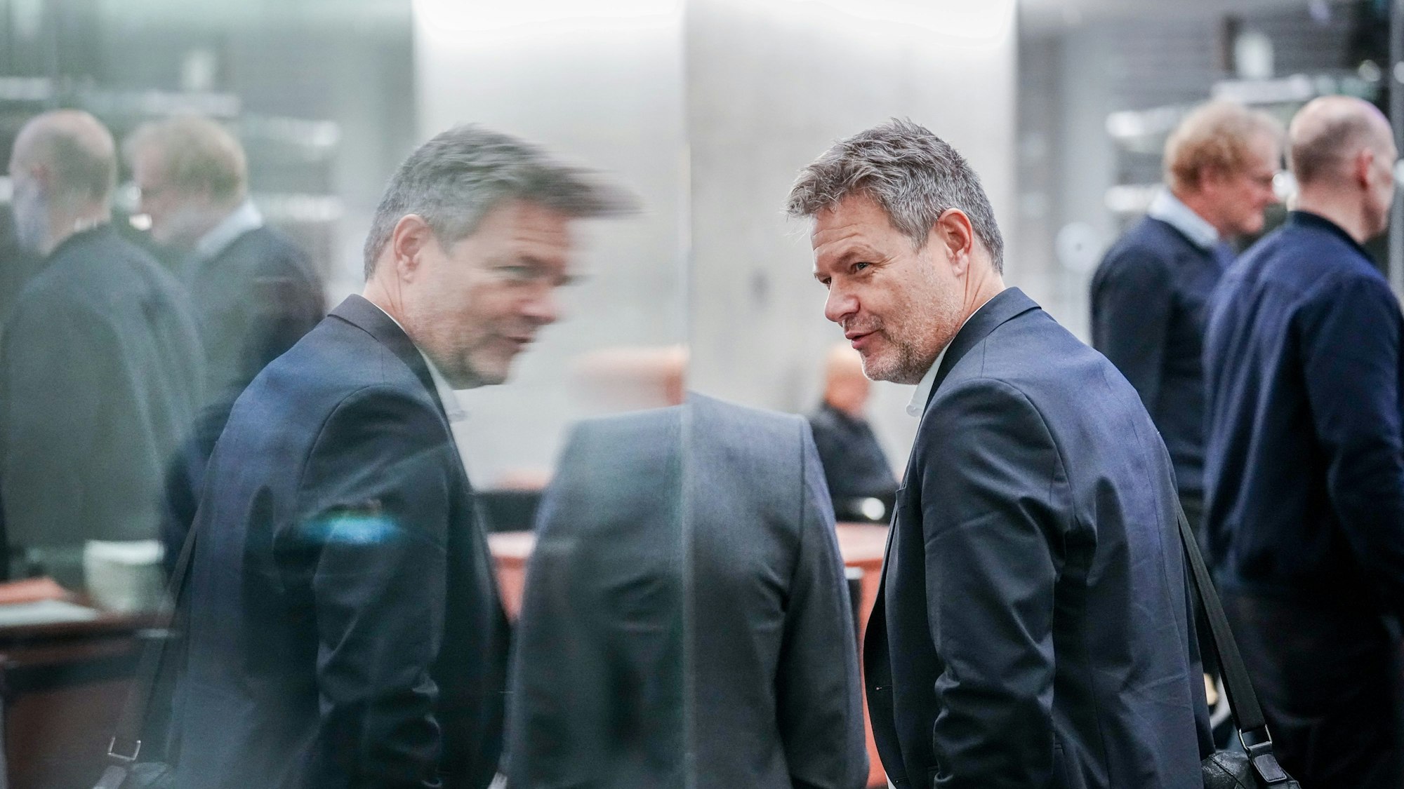 Wirtschaftsminister Robert Habeck (Grüne) am Rande einer Sitzung des Haushaltsausschusses.