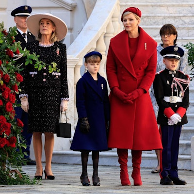 Fürstin Caroline, Fürstin Gabriella, Fürstin Charlène, Fürst Jacques und Fürstin Stephanie nehmen an einer Zeremonie zum Nationalfeiertag in Monaco teil