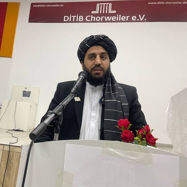 Abdul Bari Omar, Taliban-Führer, hielt in der Moschee in Chorweiler eine Rede.