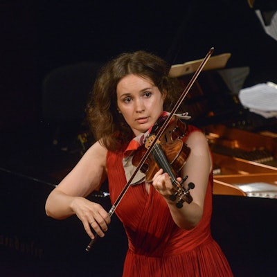 Stargeigerin Patricia Kopatchinskaja bei einem Konzert in Gmunden.