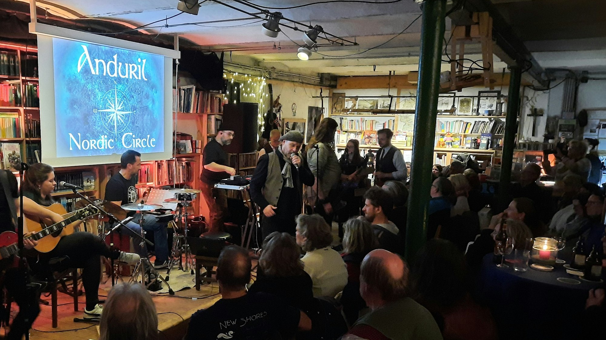 Die Lindlarer Band Aduril bei ihrem Konzert auf der Bühne in Egen 4 in Wipperfürth.