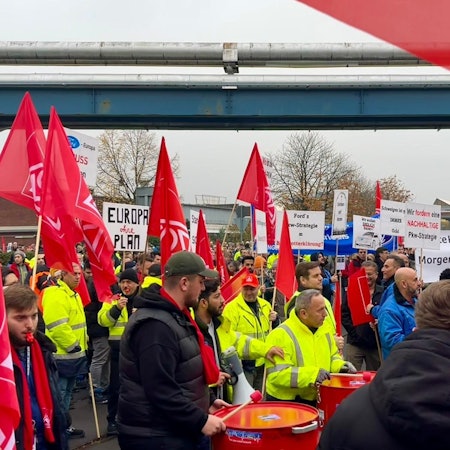 Betriebsversammlung bei Ford in Köln am 21.11.2023