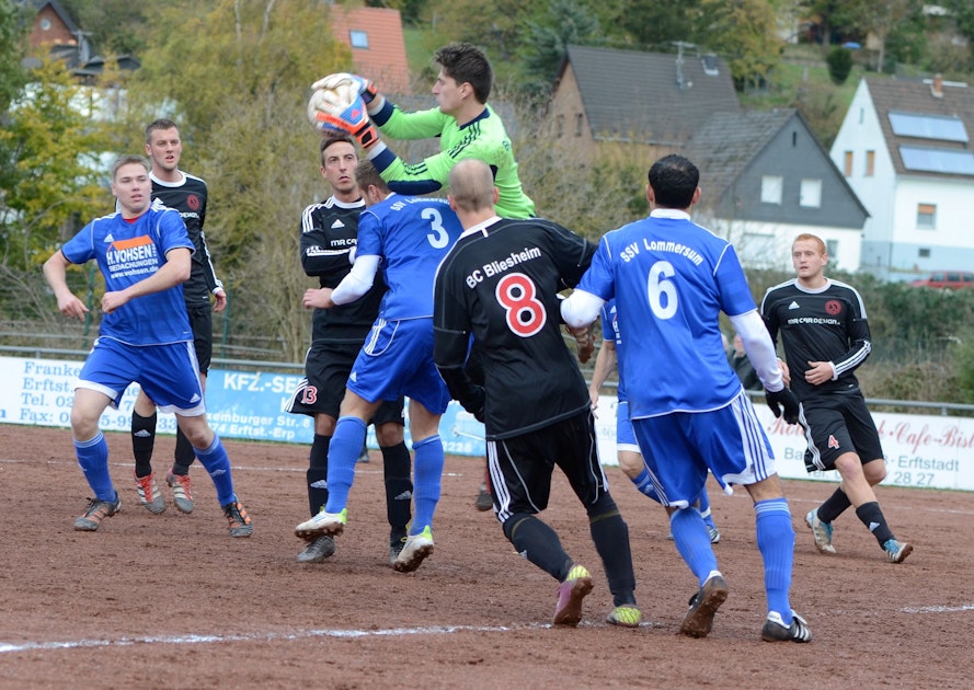 Fußball VfL Kommern steigt auf, als das iPhone auf den Markt kommt