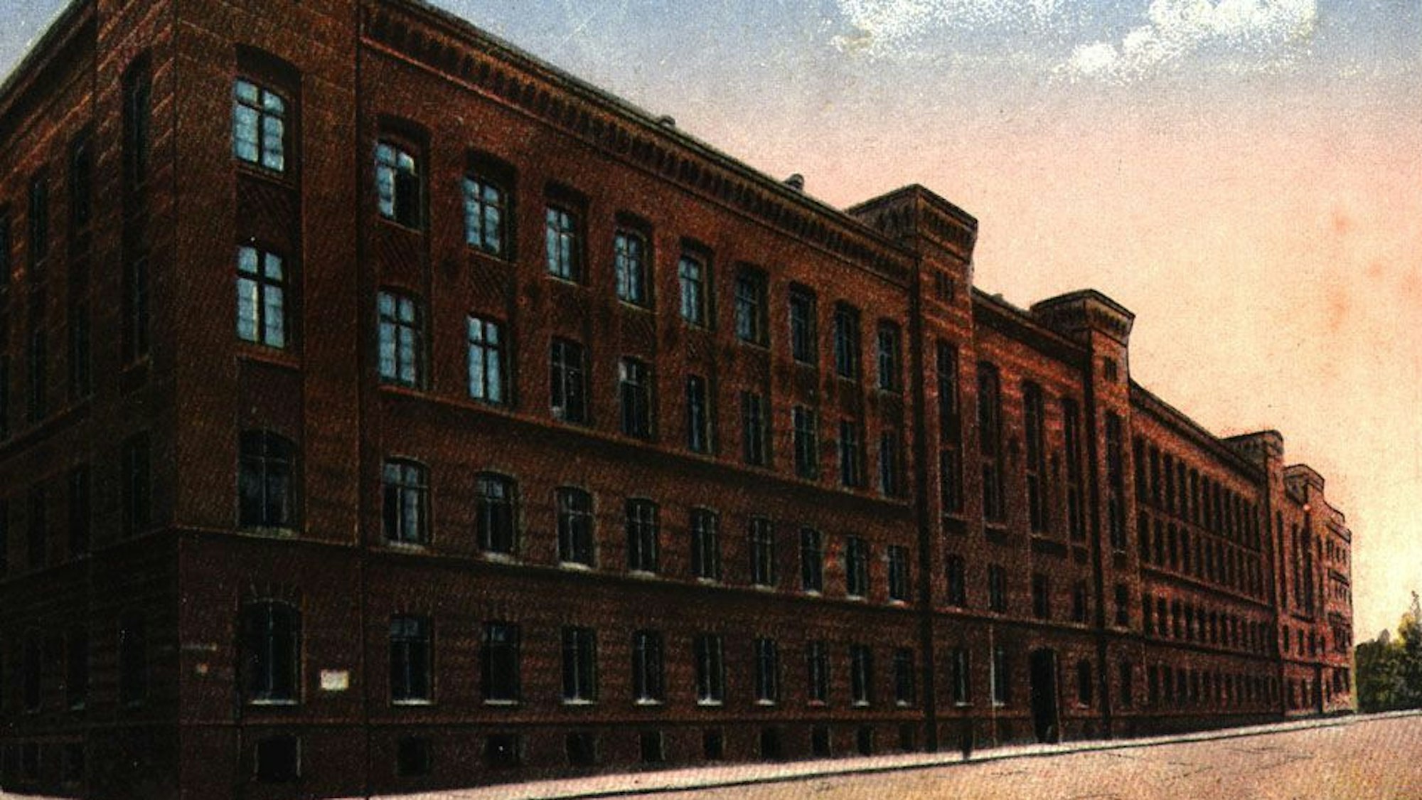 Der Dienstsitz der Kölner Kriminalpolizei Am Weidenbach, 1919 in einem ehemaligen Kasernengebäude eingerichtet, ab 1933 zentraler Ort für die Verfolgung von sozialen Randgruppen und der Sinti und Roma.