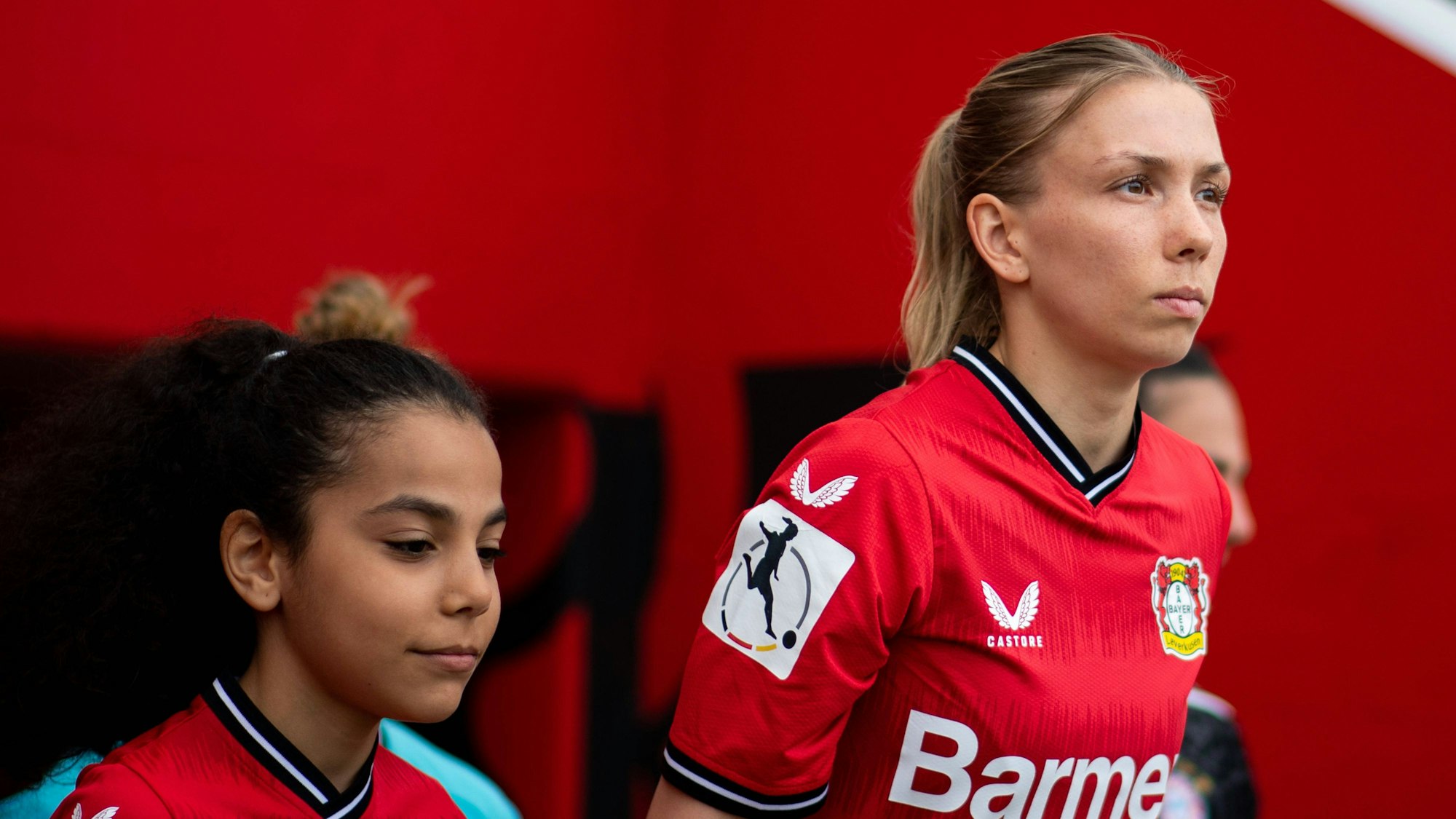 Elisa Senß Bayer 04 Leverkusen, 6 beim einlaufen, GER, Bayer 04 Leverkusen vs. FC Bayern Muenchen, Fussball Flyeralarm Frauen Bundesliga, 21. Spieltag, Spielzeit 2022/2023, 20.05.2023 GER, Bayer 04 Leverkusen vs. FC Bayern Muenchen, Fussball Flyeralarm Frauen Bundesliga, 21. Spieltag, Spielzeit 2022/2023, 20.05.2023 Leverkusen *** Elisa Senß Bayer 04 Leverkusen, 6 at the run-in, GER, Bayer 04 Leverkusen vs FC Bayern Muenchen, Football Flyeralarm Womens Bundesliga, 21 Matchday, Season 2022 2023, 20 05 2023 GER, Bayer 04 Leverkusen vs FC Bayern Muenchen, Football Flyeralarm Womens Bundesliga, 21 Matchday, Season 2022 2023, 20 05 2023 Leverkusen Copyright: xEibner/Memmlerx EP_MMR