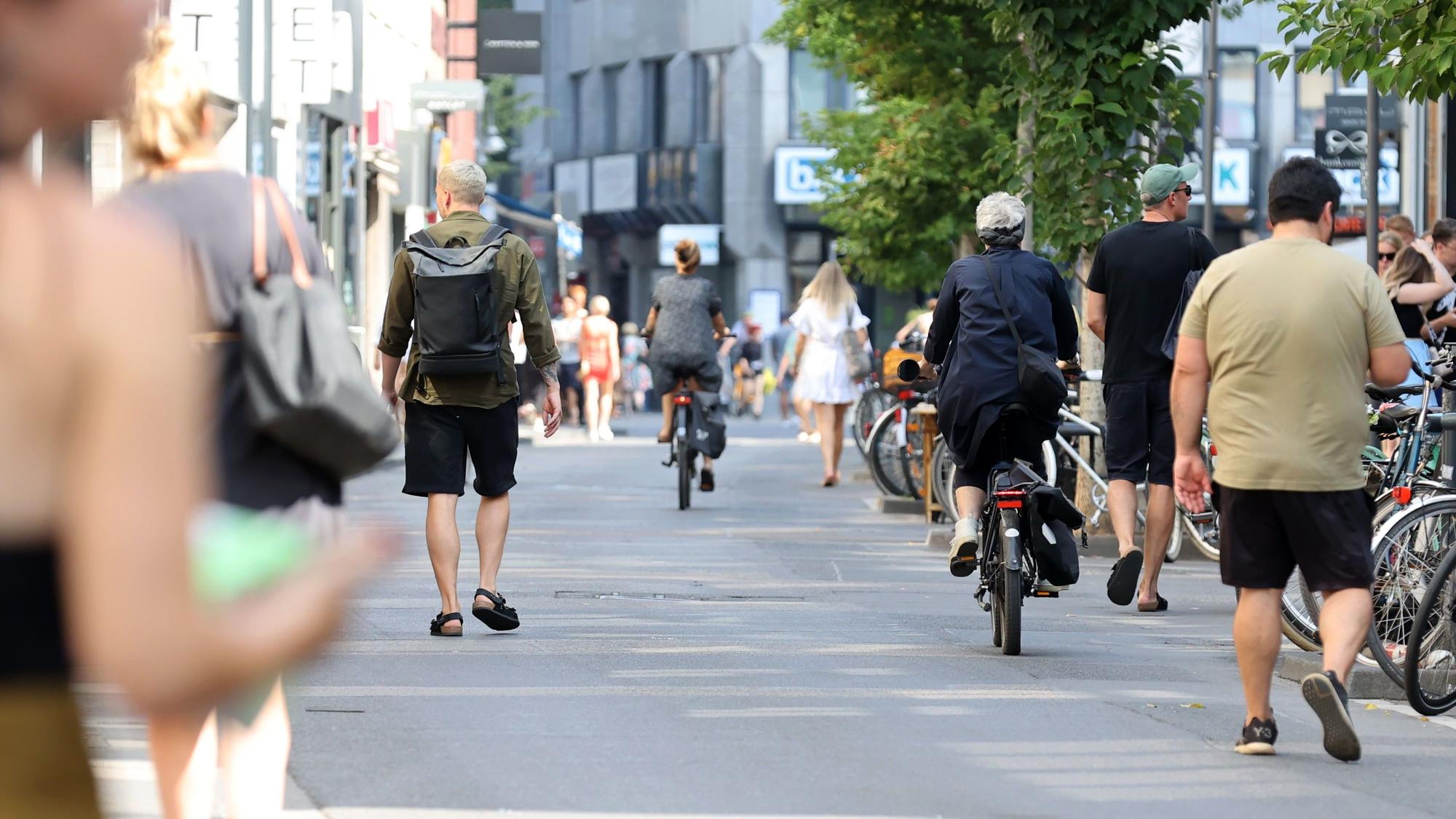 Auf Kölner Straßen fühlen sich Fußgänger besonders unsicher.